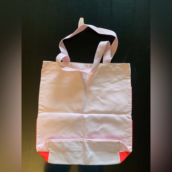 Victoria’s Secret summer tote - Picture 7 of 7